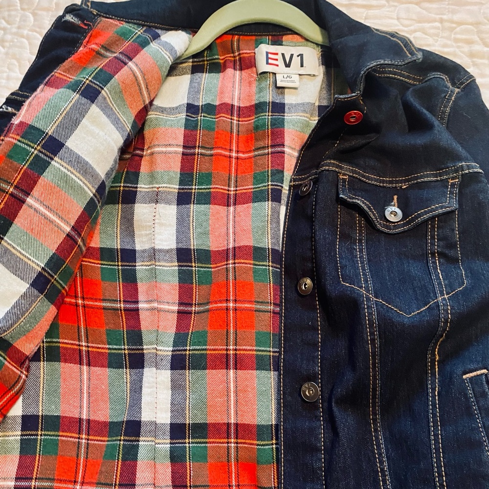 EV1 Denim Jacket Sz Lg - Excellent condition!  Flannel inside and cuffs.